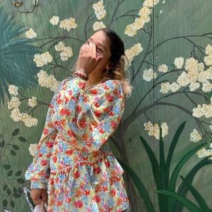 Meet your Posher, Leslie